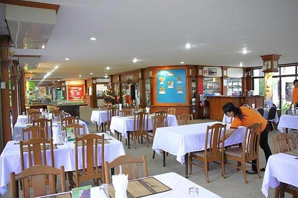 Pattaya Country Club & Resort Ban Pong  Exteriör bild