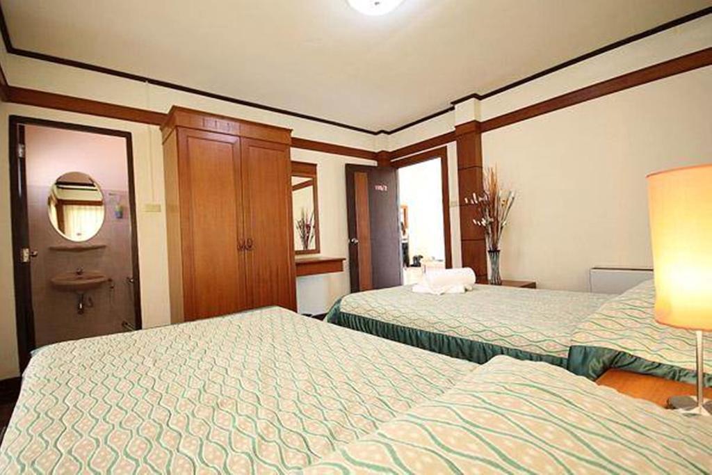 Pattaya Country Club & Resort Ban Pong  Exteriör bild