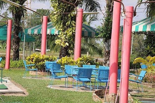 Pattaya Country Club & Resort Ban Pong  Exteriör bild