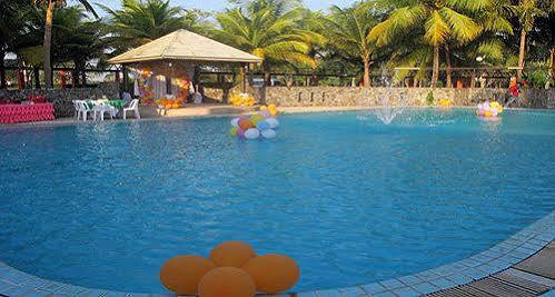 Pattaya Country Club & Resort Ban Pong  Exteriör bild